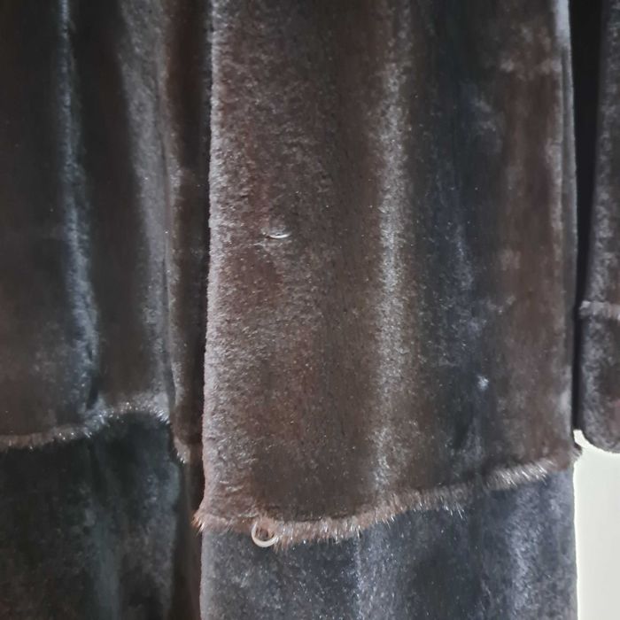 Продам шубу, мех-стриженый бобер