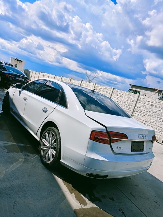 Audi A8 Matrix/ Long Model