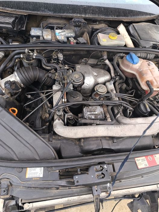 Motor vw audi 2.5 tdi BFC