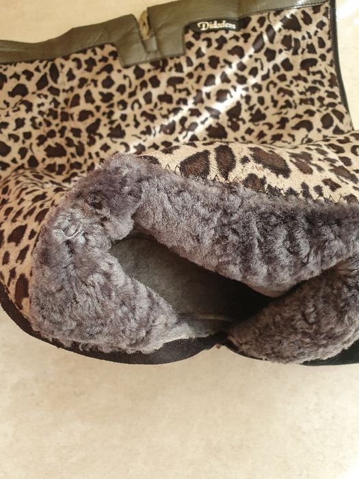 Продам женские кожаные сапоги