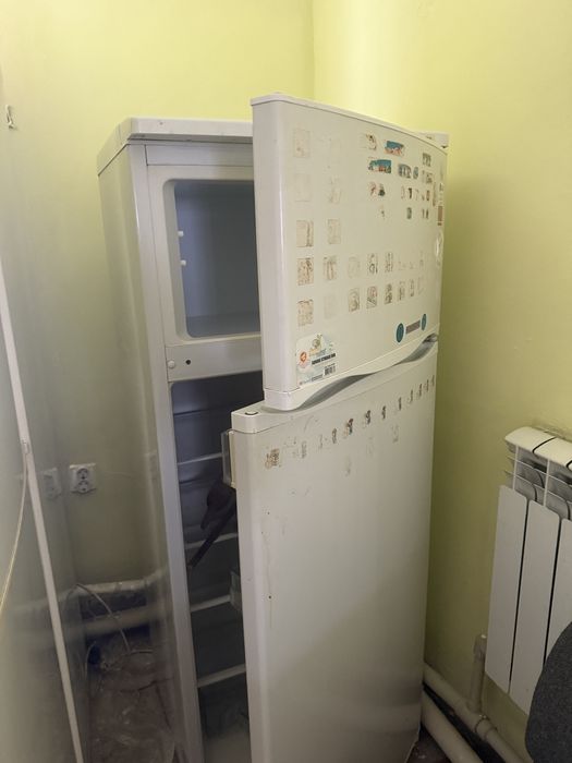 Продам холодильник