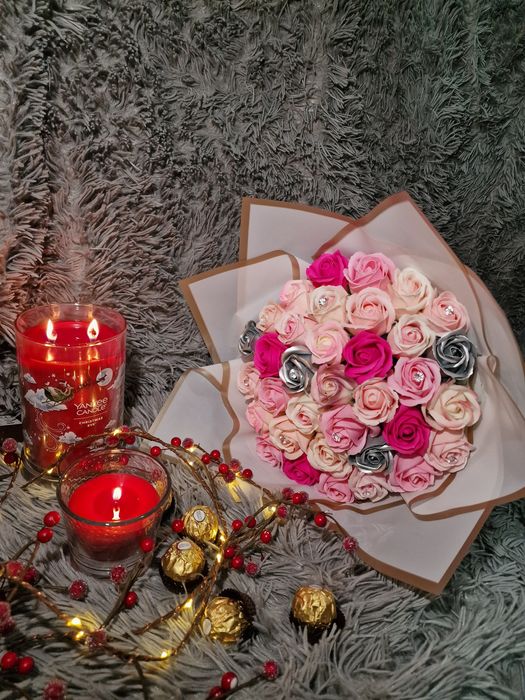 Aranjamente flori de sapun  buchete trandafiri