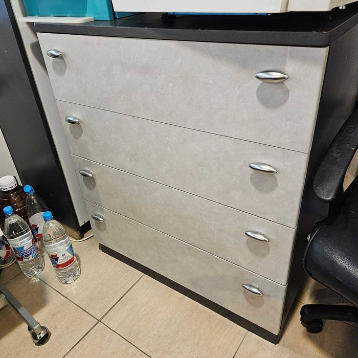 set Mobilier de receptie si birou modern fabricat in Germania