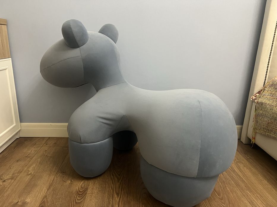 Дизайнерский  пуф