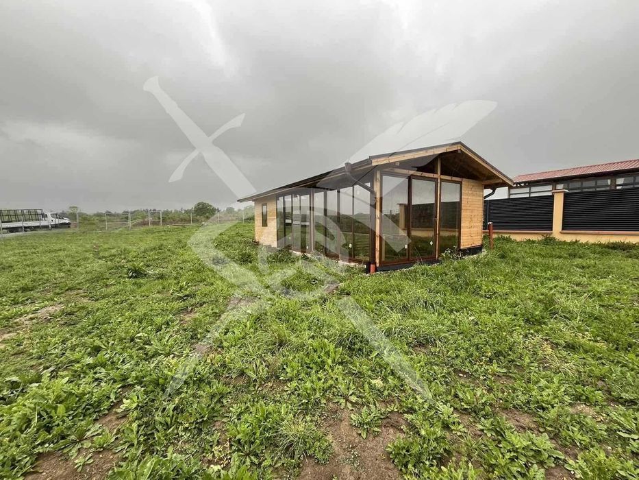 Парцел в с. Лозенец  76520