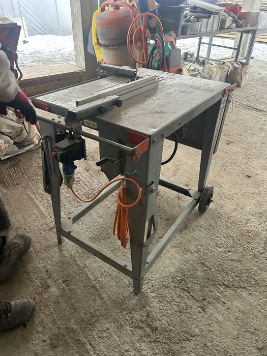 Vând fierăstrău de masă (banc) Wurth Mastercut 350