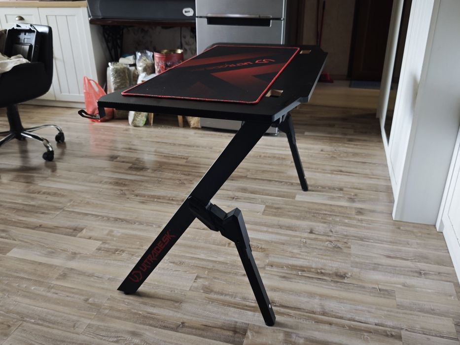 Бюро Ultradesk Action V2