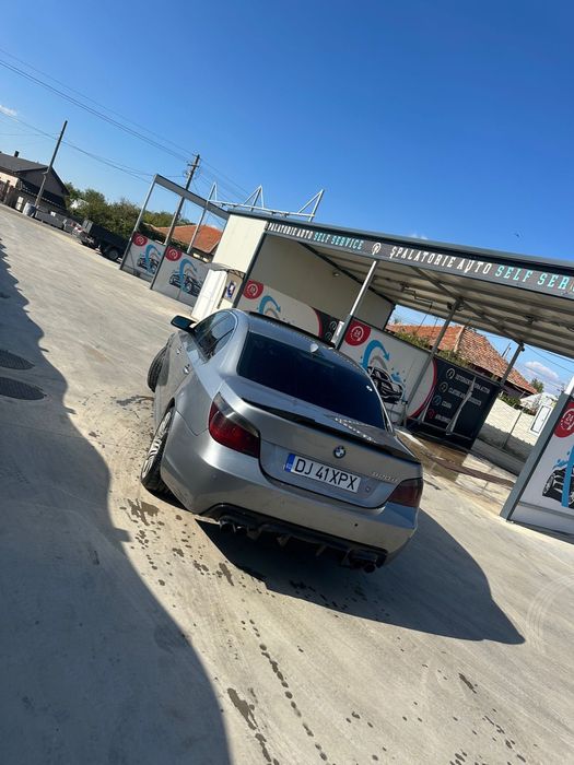 Vând BMW E60 530D