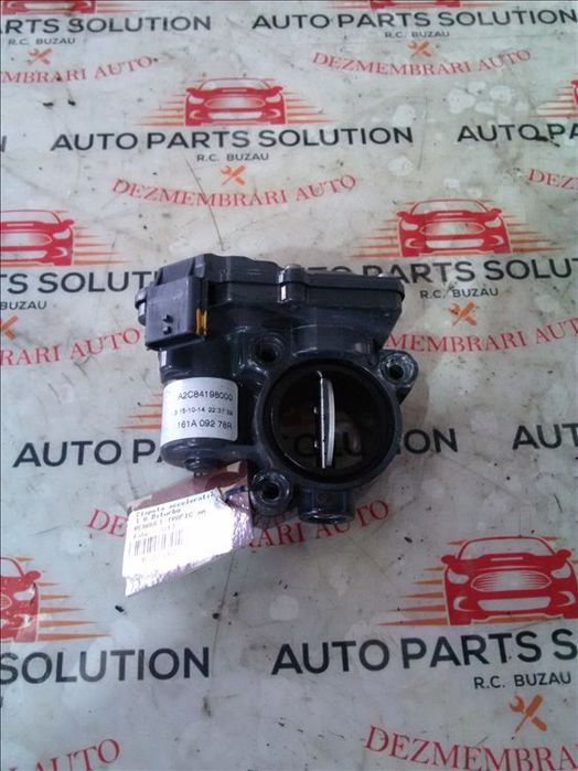 clapeta acceleratie 1.6 biturbo renault trafic an fabr. 2017