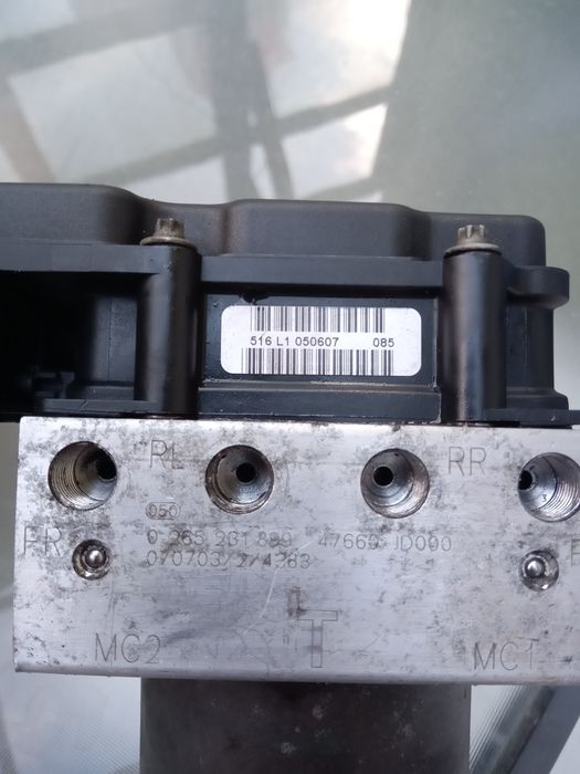 Продавам ABSмодул и горивен филтър