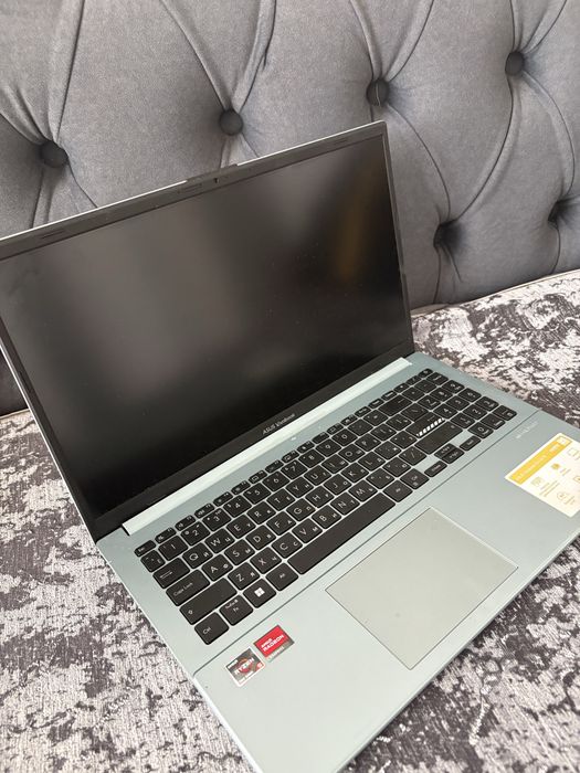 Продам ноутбук Asus Vivobook