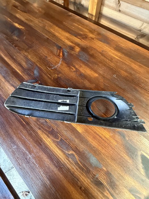 Решетки за халогени ауди А4б8