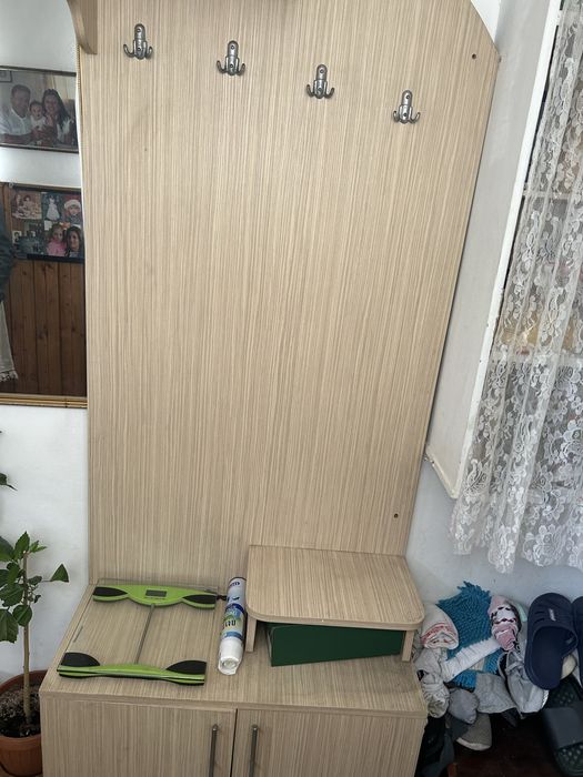 Vand Cuier in stare buna