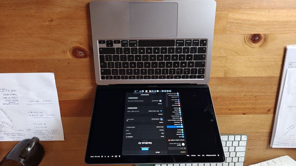 Macbook Air M1 2020 8RAM 256SSD