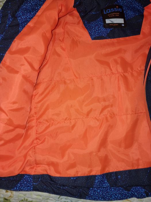 Продам детский весенний костюм, 98см