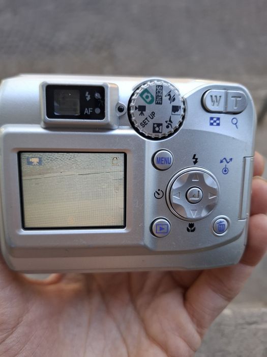 Компактен дигитален фотоапарат NIKON COOLPIX 3200