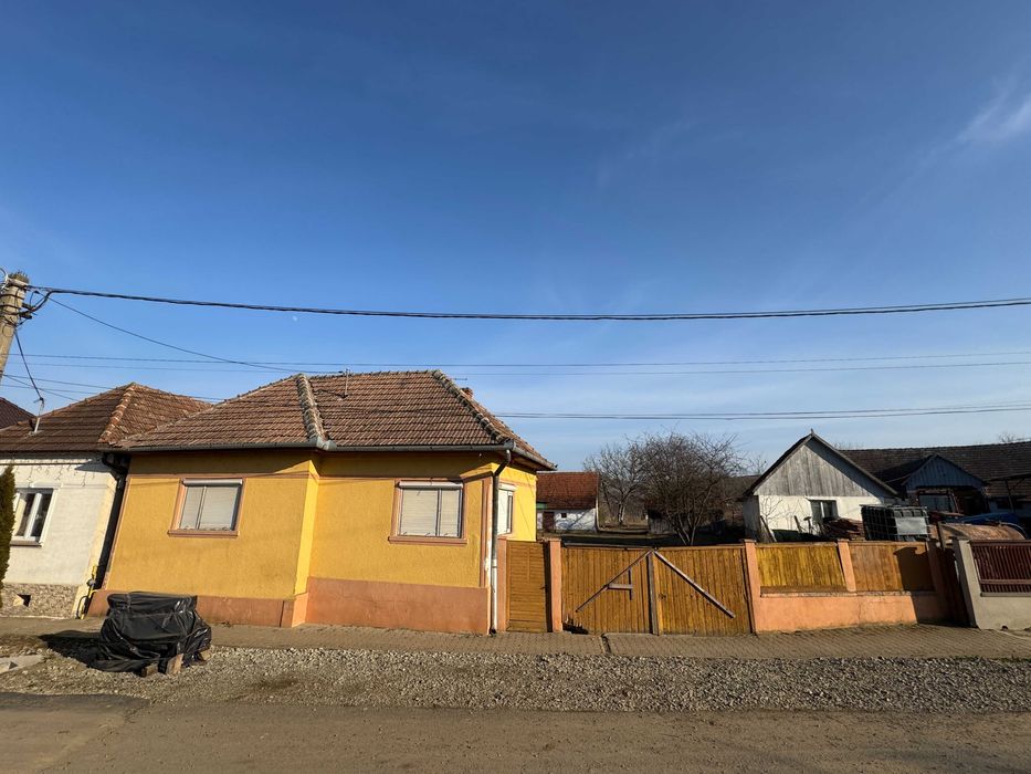 Casa cu teren 8150 mp intabulat si cadastrat