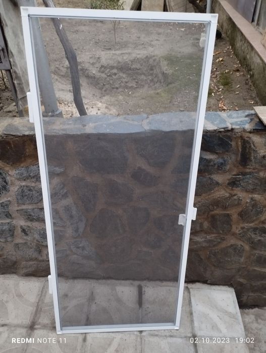 Комарници 2броя .