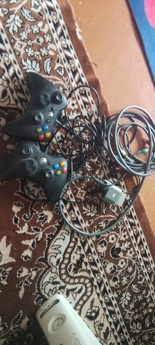 Продам xbox 360 fat прошитый