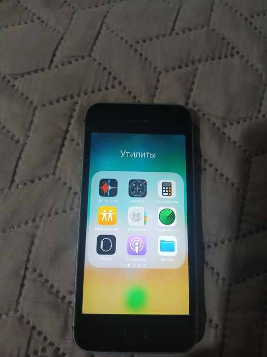 Продаеться айфон 5s