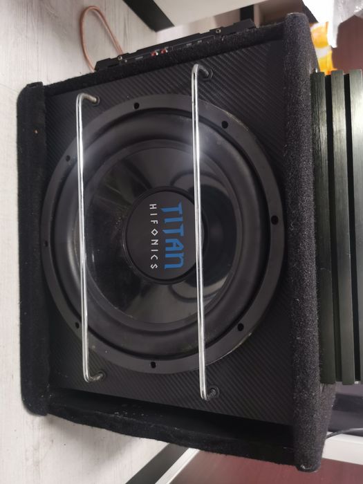 Subwoofer auto Hifonics, Amplificator auto Crunch  nu JBL