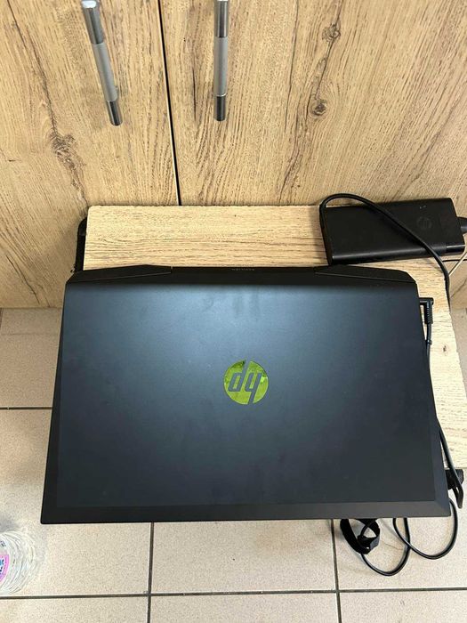 Лаптоп HP Pavilion 17 MD-17 GJRT