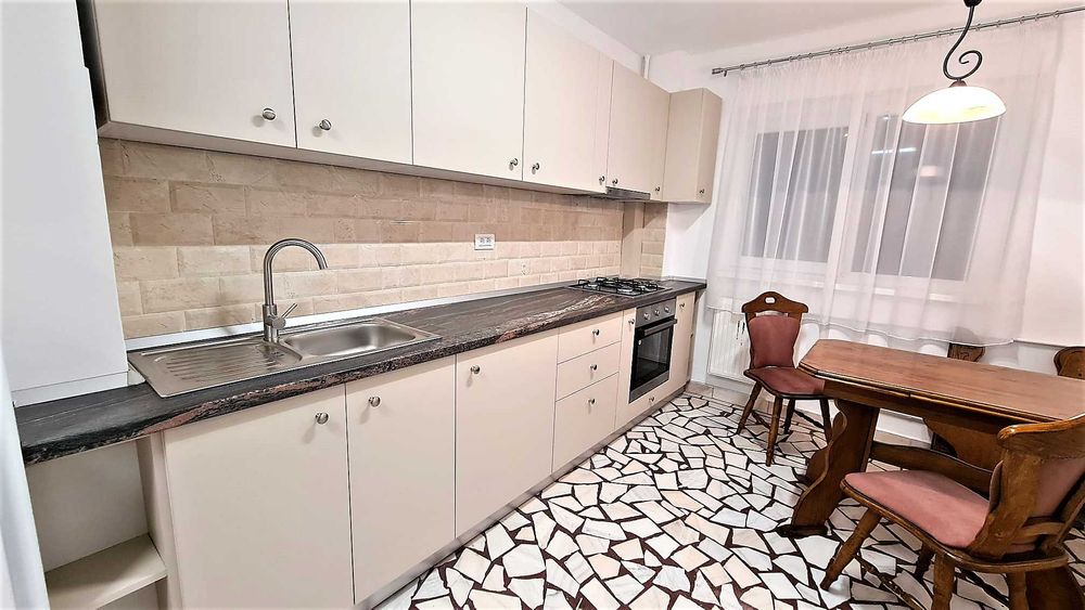 Tineretului-Parc, Metrou, apartament 4 camere renovat, pret 700E