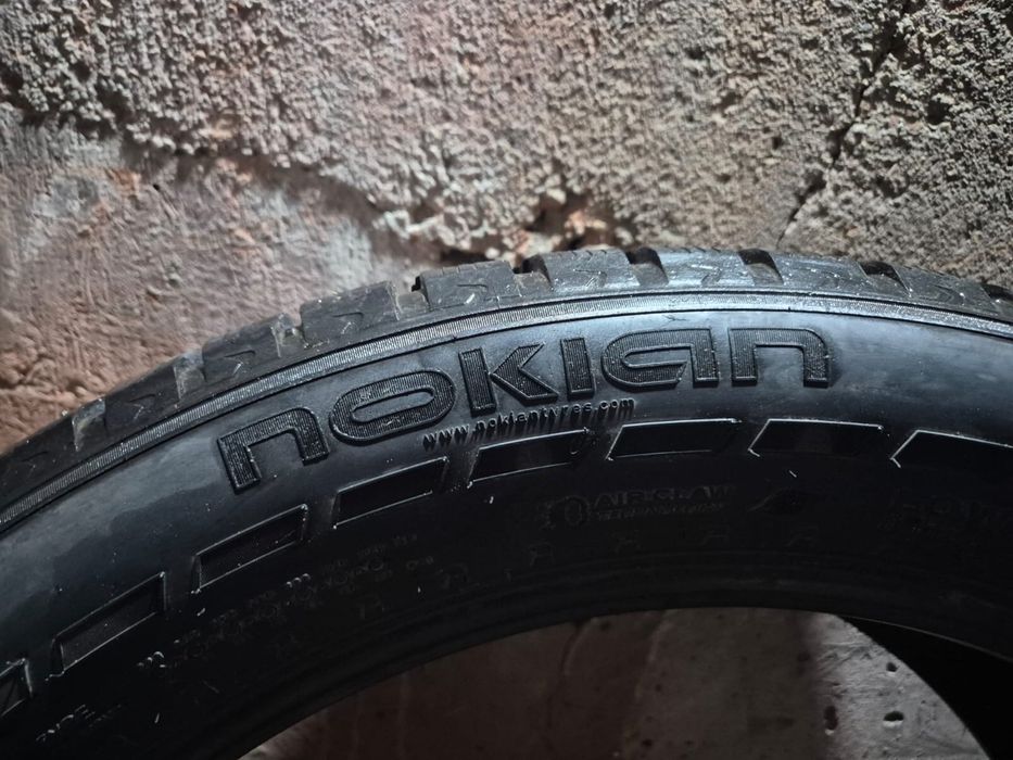 Продаю резину Зимнию