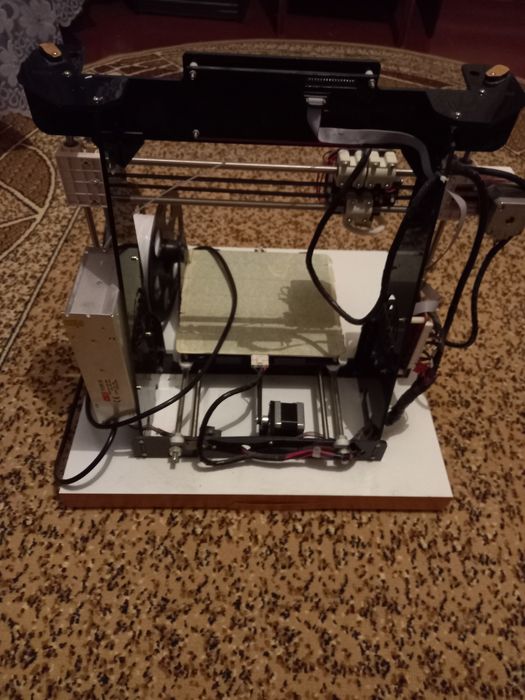 Продам 3д принтер