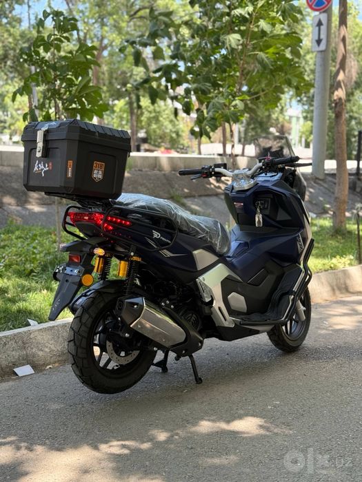 Бензин скутер ADW 180cc