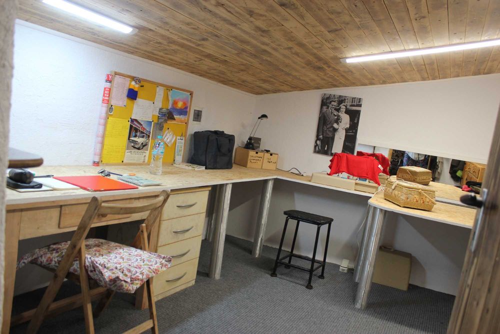 Продава се Къща в с. Краище, Област Добрич - 146 кв.м за 1137 €/кв.м - Снимка #23