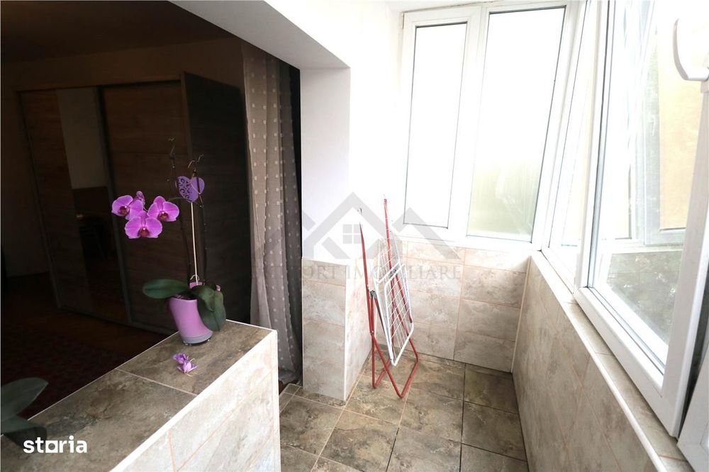 Apartament cu 2 camere, centrala proprie, zona Lipovei