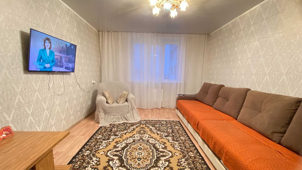 Трехкомнатная Бульвар Молодежи 71 кв. м. 1990 года