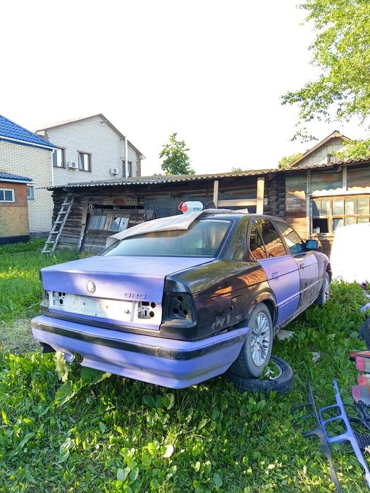 В разбор бмв е34