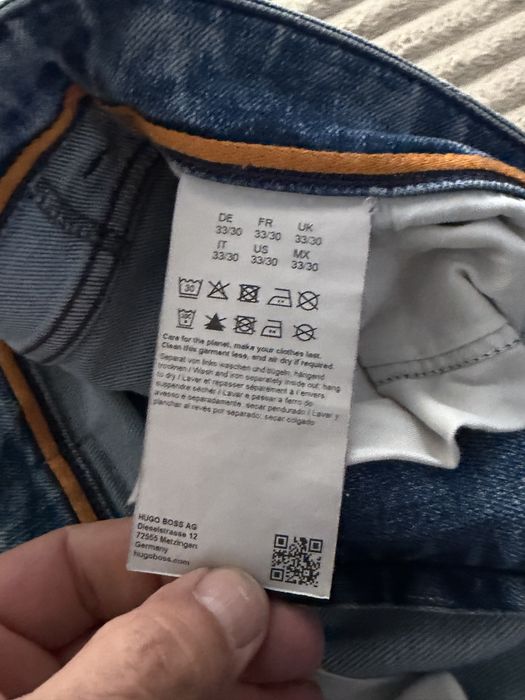 Hugo Boss,blugi pt.bărbați,măr.M-L(33/30)