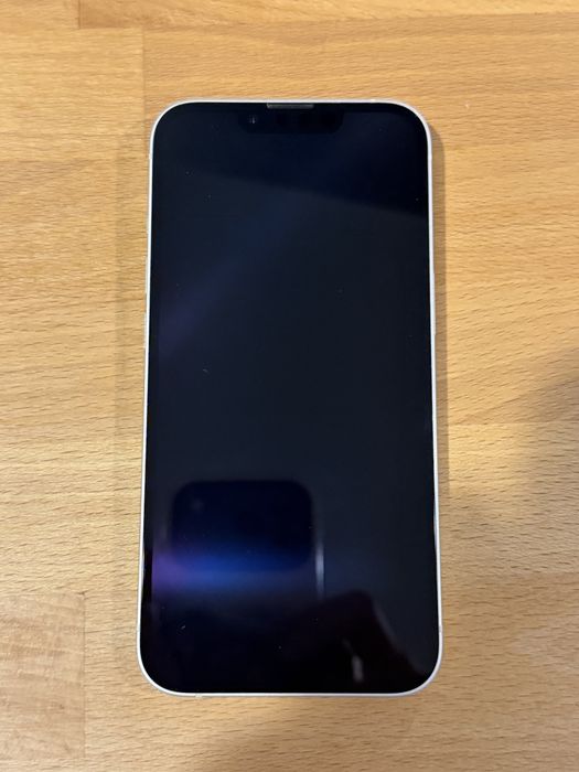 Iphone 14 (starlight) в отлично състояние.