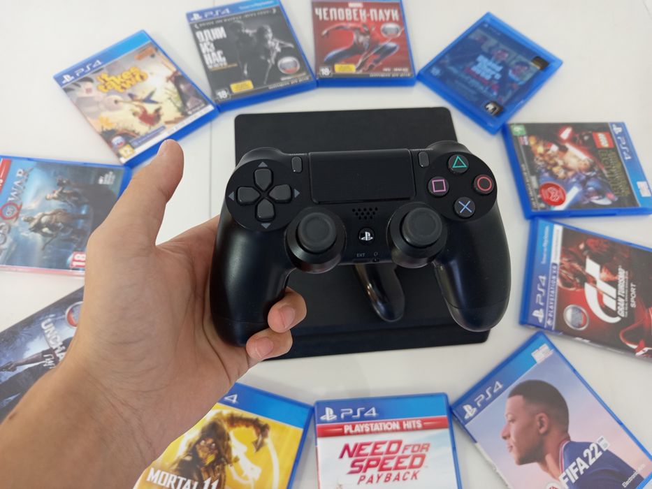 playstation 4 slim