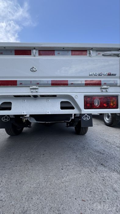 Changan Truck Plus — dubl kabina, 5 o'rin + yuk 2480 kg