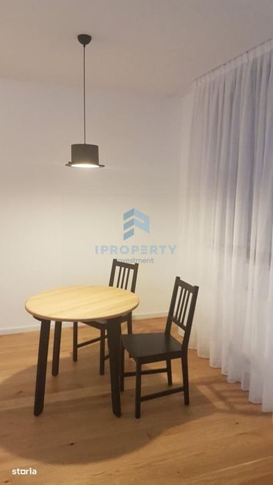 Urban Spaces 2 camere duplex cu balcon