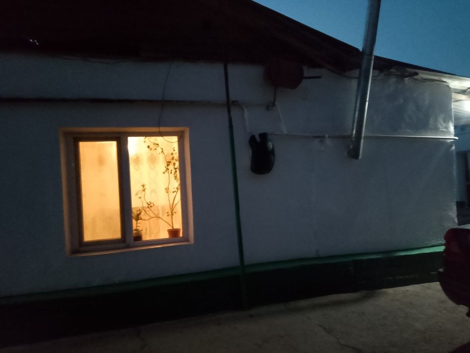 Продаётся дом просим 19.мл торг есть.