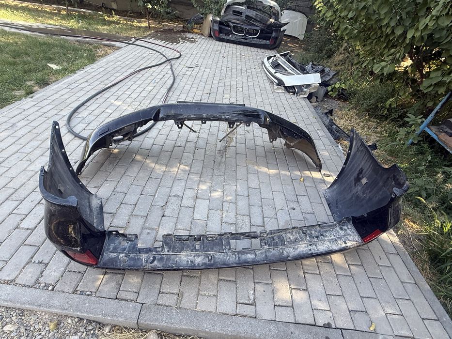 Бампер на тойота ленд крузер 200 оригинал