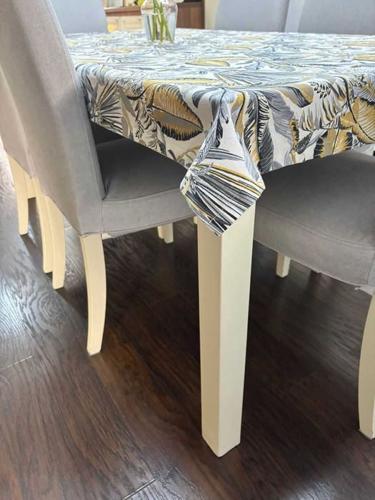 Masa sufragerie - extensibila - 8 persoane