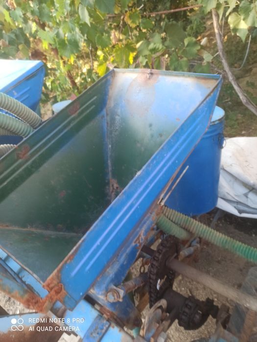 Vane instalație de erbicidat in stare perfecta de funcționare ,