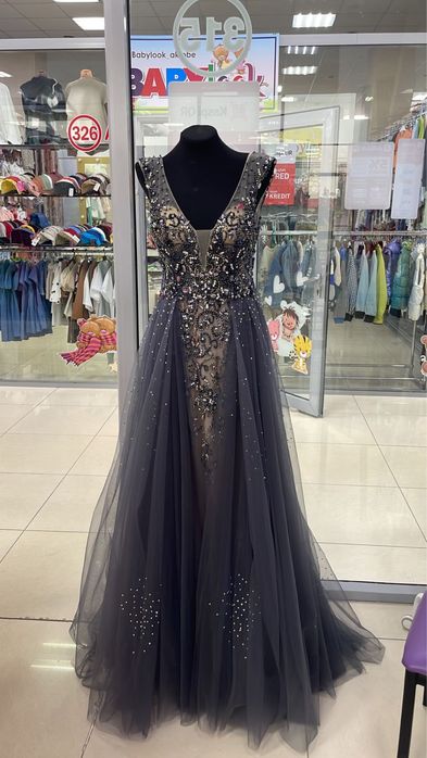 Продаю вечернее платье