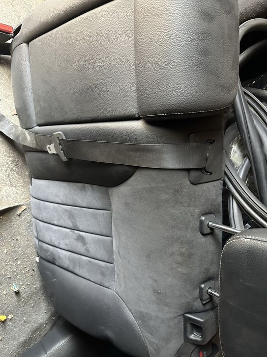 Кожени седалки - Мерцедес МЛ 2009г.