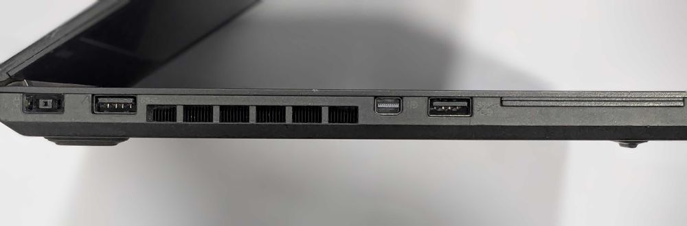 Lenovo ThinkPad T450 14" | Intel i5-4300U | DDR3L | Лаптоп | Празен