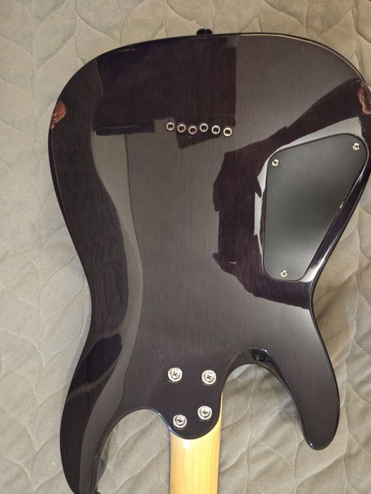 Продам электрогитару schecter c6 plus