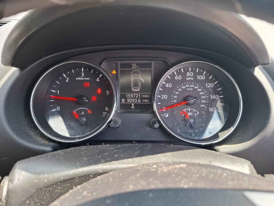 Emblema Nissan Qashqai facelift (2010-2013) [NJ10] 2011