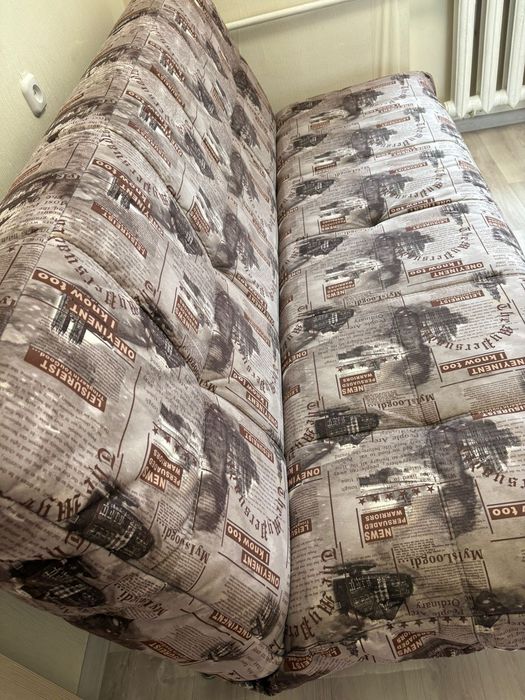 Срочно Диван книжка