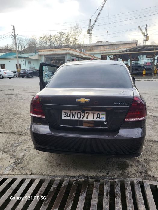 Автомобиль Нексия 3